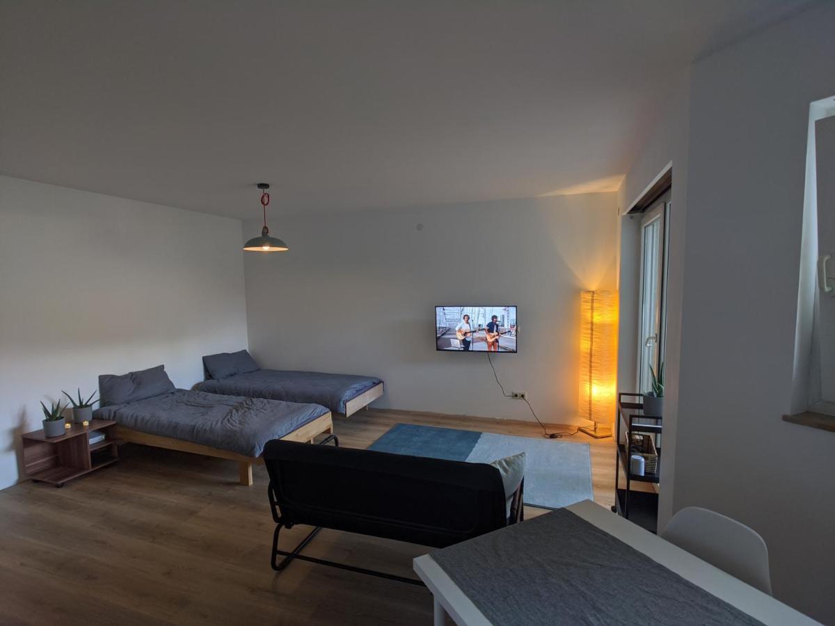 Ideales Messe Appartment 15Min Fahrtweg Kirchheim unter Teck Ngoại thất bức ảnh