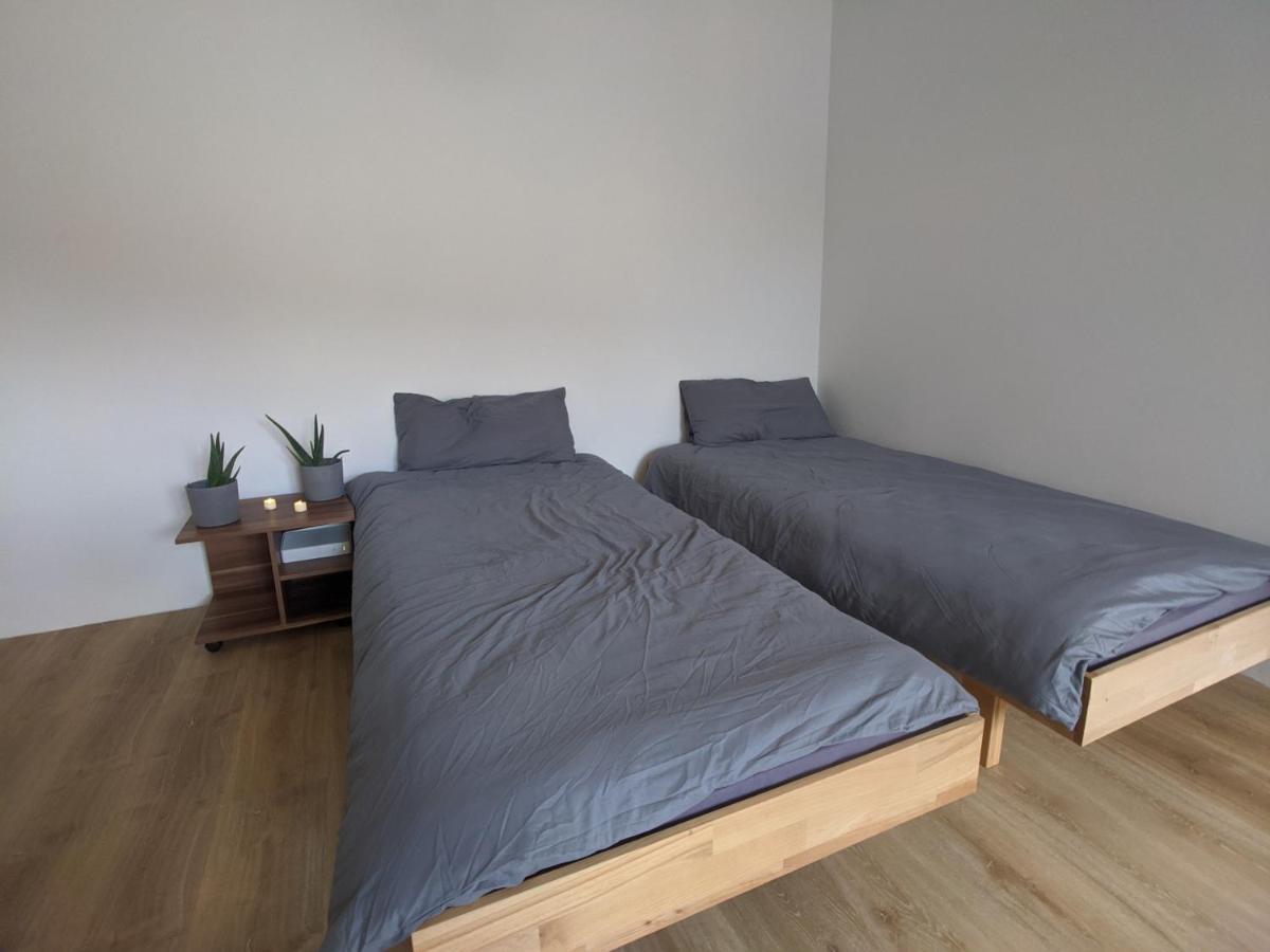 Ideales Messe Appartment 15Min Fahrtweg Kirchheim unter Teck Ngoại thất bức ảnh
